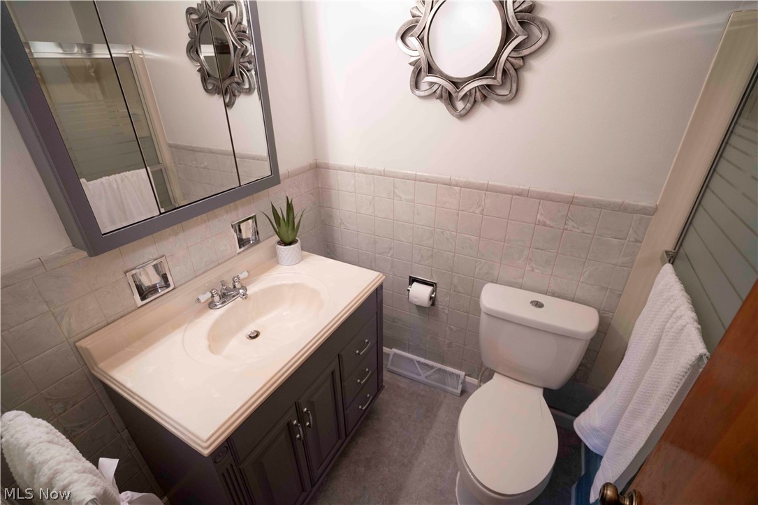 4159 Kenneth Road Stow, OH 44224 - Photo 20 of 34