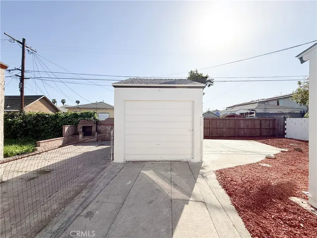 $599,900 | 220 West 98th Street, Los Angeles, CA 90003