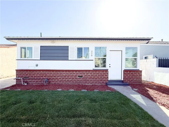 $599,900 | 220 West 98th Street, Los Angeles, CA 90003