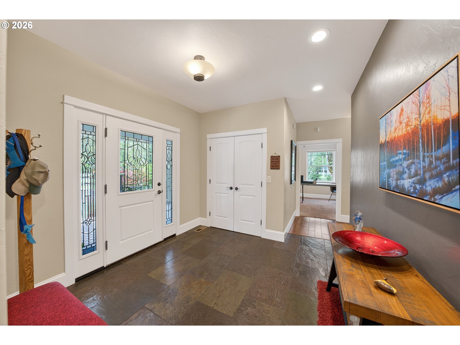 495 Indian Point Lane Glide, OR 97443 - Photo 13 of 47 Entrance/Foyer