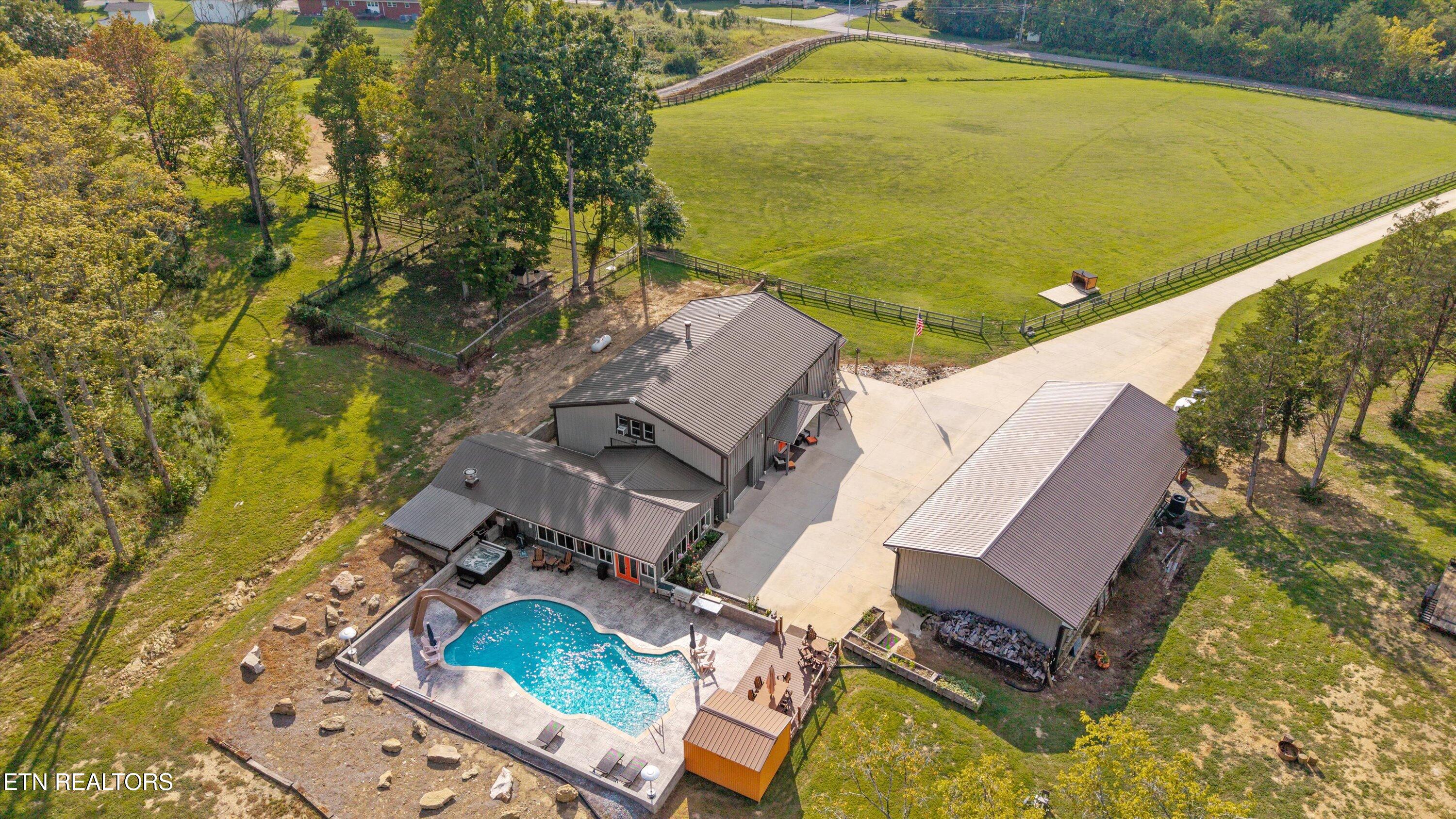 38-420 Brakebill Rd-43