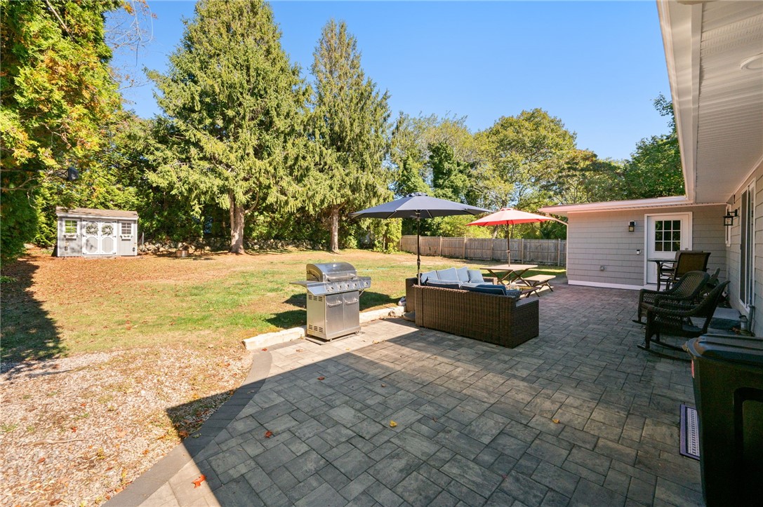 288 Shore Road Westerly, RI 02891 - Photo 26 of 44