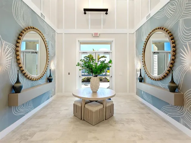 $1,000,000 | 10030 Degas Terrace, Bradenton, FL 34212