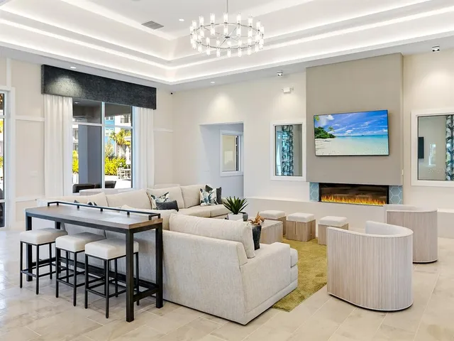 $1,000,000 | 10030 Degas Terrace, Bradenton, FL 34212