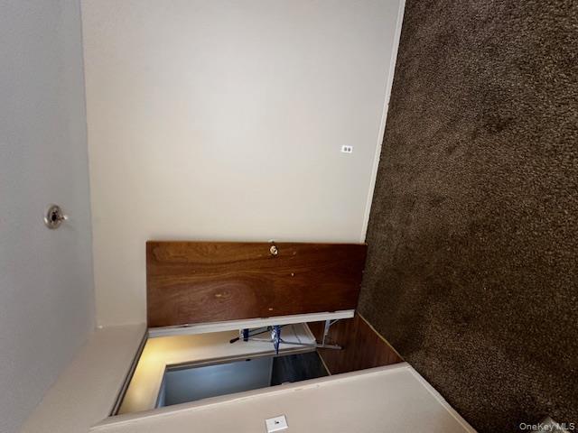 542 Post Avenue Bellport, NY 11713 - Photo 21 of 38 an empty room with closet