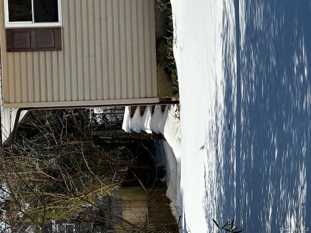 542 Post Avenue Bellport, NY 11713 - Photo 6 of 38