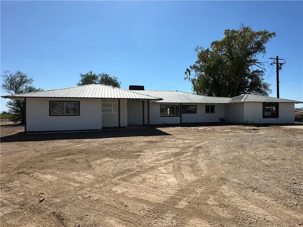 $250,000 | 14563 West 14th Avenue, Blythe, CA 92225