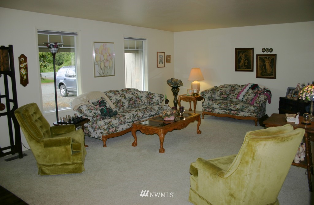 303 East Jones Road Sedro-Woolley, WA 98284 - Photo 11 of 14 Gallery Image 11
