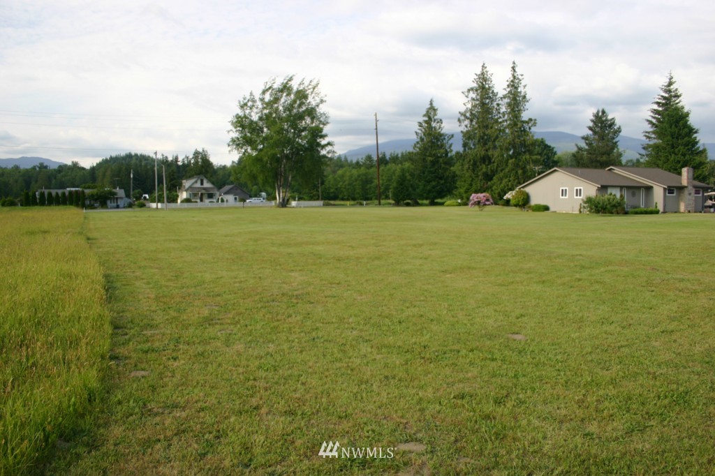 303 East Jones Road Sedro-Woolley, WA 98284 - Photo 4 of 14 Gallery Image 4