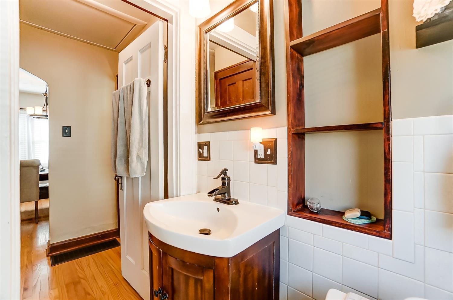 3735 Brotherton Road Cincinnati, OH 45209 - Photo 26 of 34 Gallery Image 26