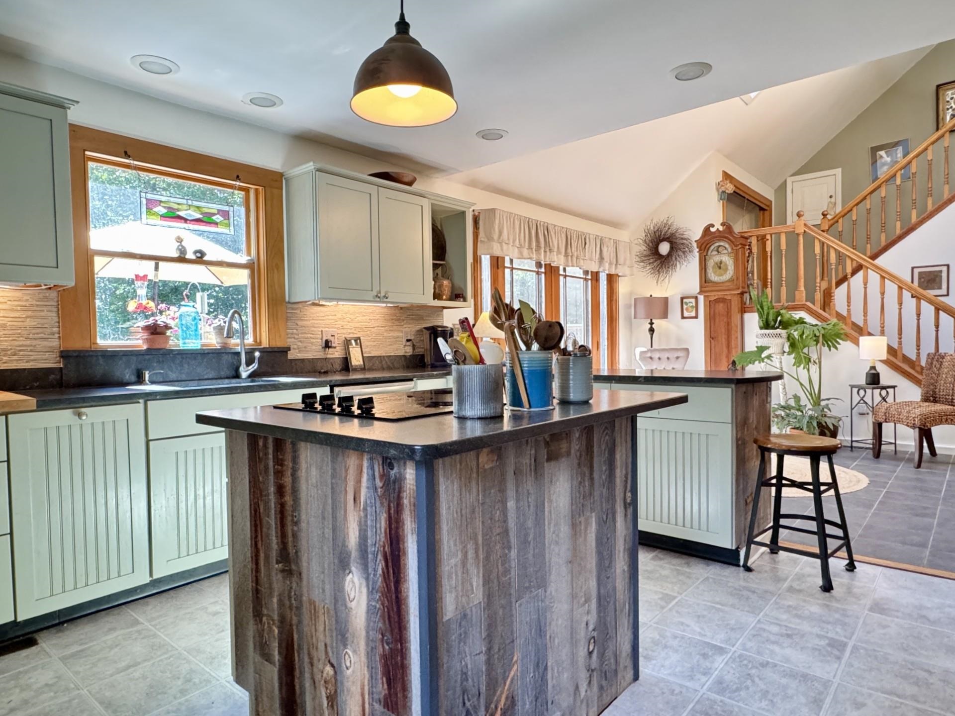 1342 Stark Road Conway, NH 03813 - Photo 19 of 57