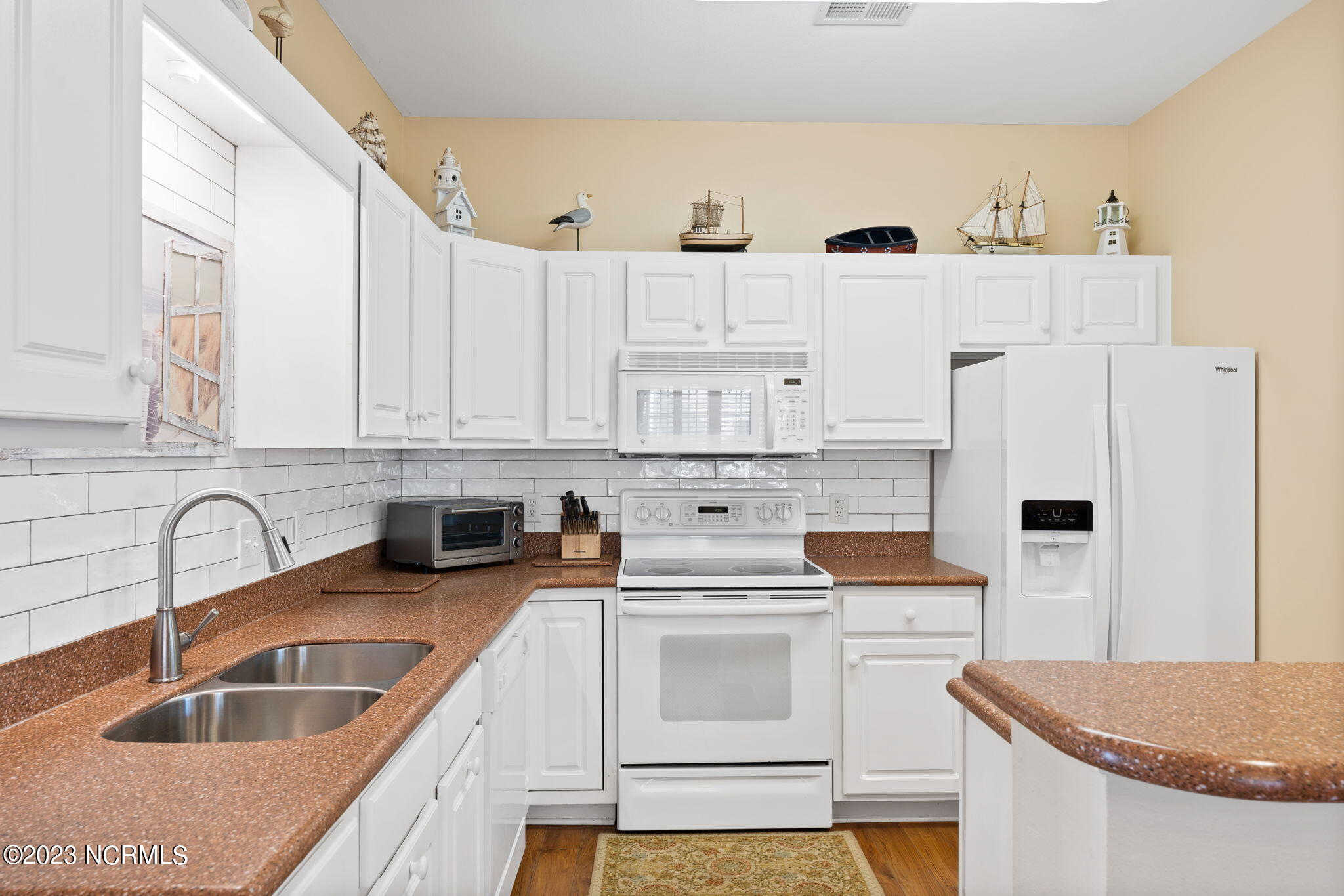 126 Rice Mill Circle, Unit 2 Sunset Beach, NC 28468 - Photo 15 of 90 Kitchen