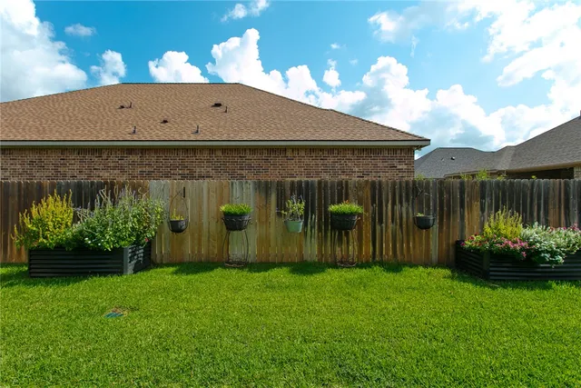 $425,000 | 3057 Peterson Circle, Bryan, TX 77802