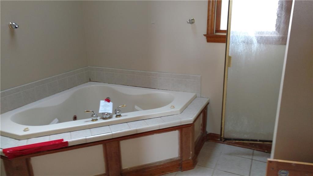 390 Glendale Road Beaver Falls, PA 15010 - Photo 15 of 16 Gallery Image 15