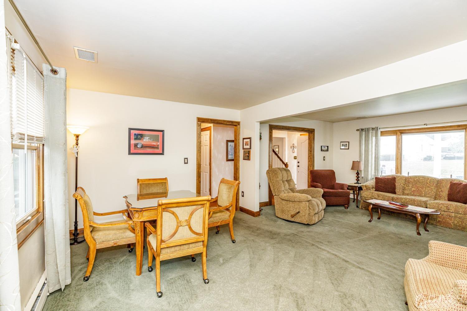 55 Old Post Road Edison, NJ 08817 - Photo 4 of 53 a living room with furniture and a window