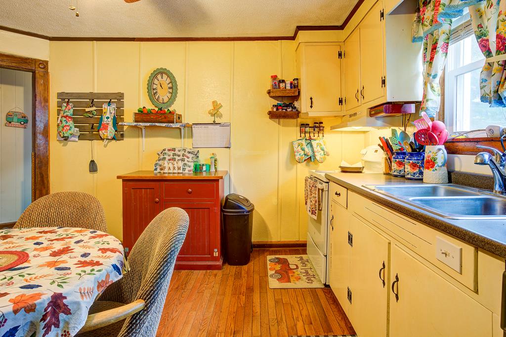 1051 Green Valley Road Lebanon, VA 24266 - Photo 13 of 21 Gallery Image 13