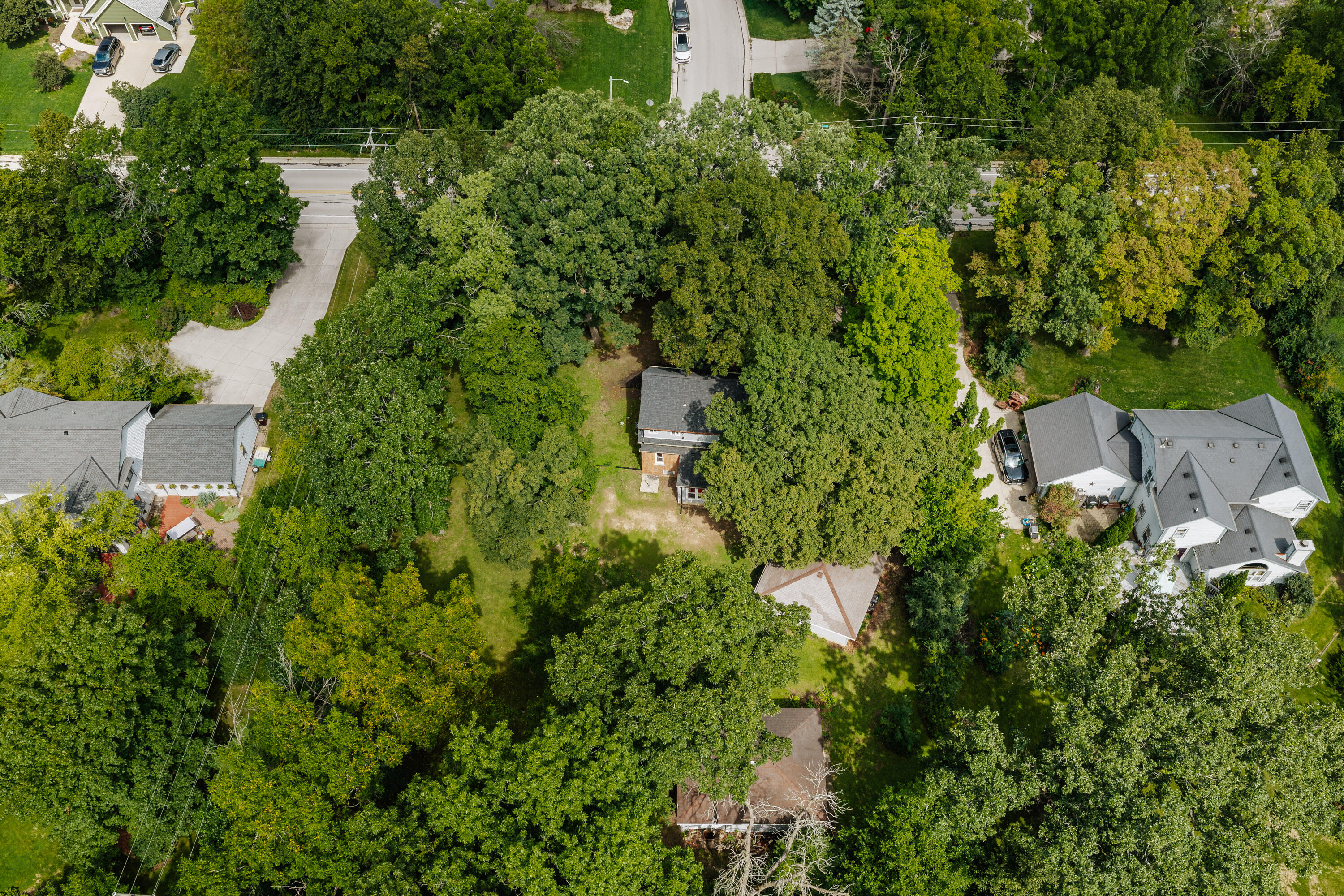 12585 West Cold Spring Road New Berlin, WI 53151 - Photo 30 of 31 Drone