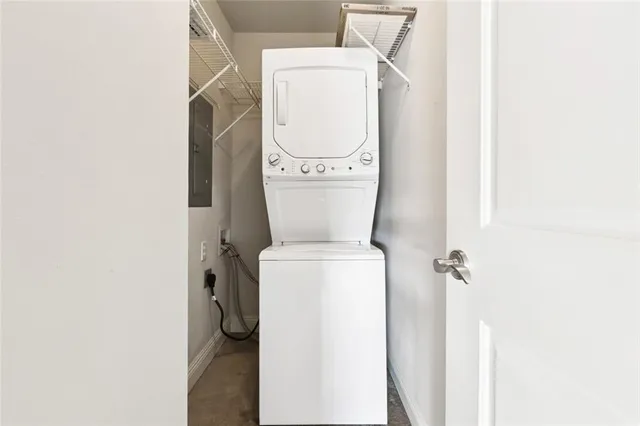 $1,200 | 3805 Houma Boulevard, Unit B221, Metairie, LA 70006