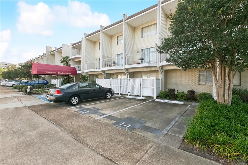 3805 Houma Boulevard, Unit B221 Metairie, LA 70006 - Photo 2 of 23