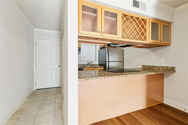 $1,200 | 3805 Houma Boulevard, Unit B221, Metairie, LA 70006