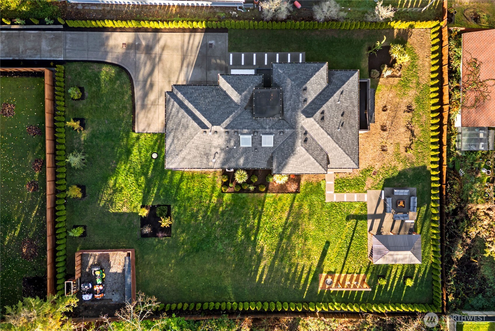 30220 23rd Avenue Southwest Federal Way, WA 98023 - Photo 5 of 40