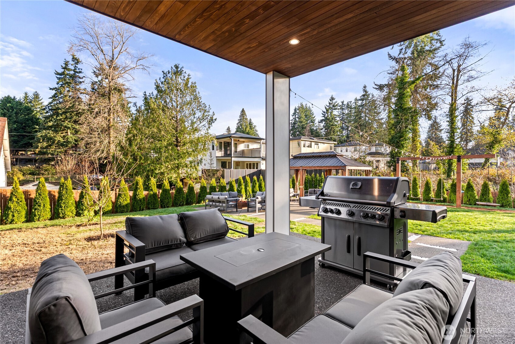 30220 23rd Avenue Southwest Federal Way, WA 98023 - Photo 8 of 40