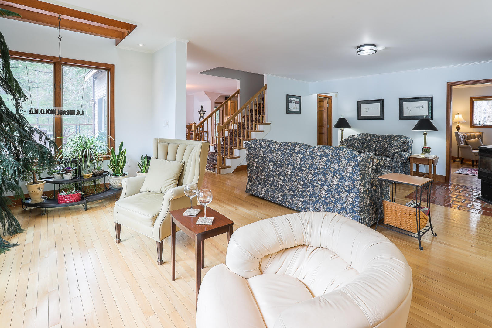 37 Hurd Point Road Dedham, ME 04429 - Photo 17 of 60 17 Sitting Area