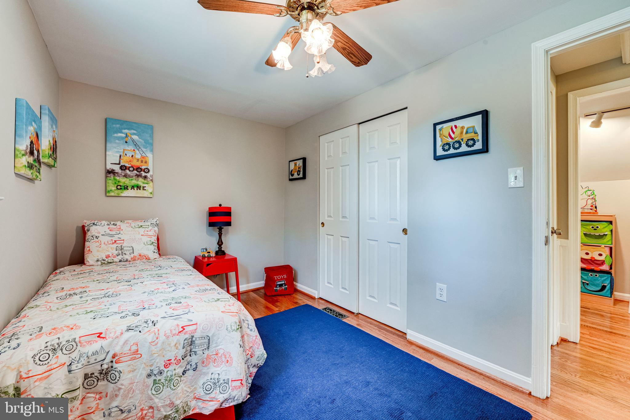 8937 Victoria Road Springfield, VA 22151 - Photo 23 of 46