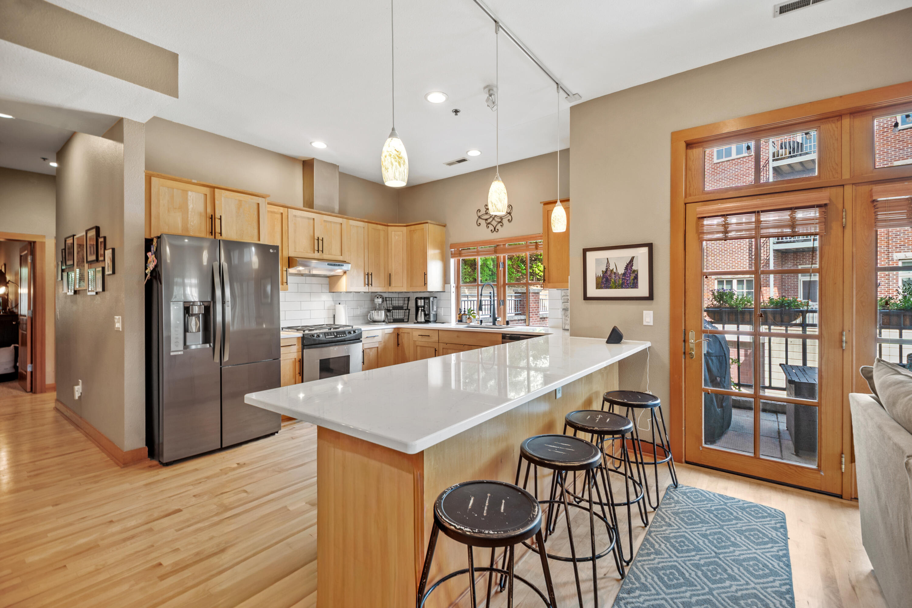 1809 North Commerce Street, Unit 103 Milwaukee, WI 53212 - Photo 13 of 66 DSC_4299