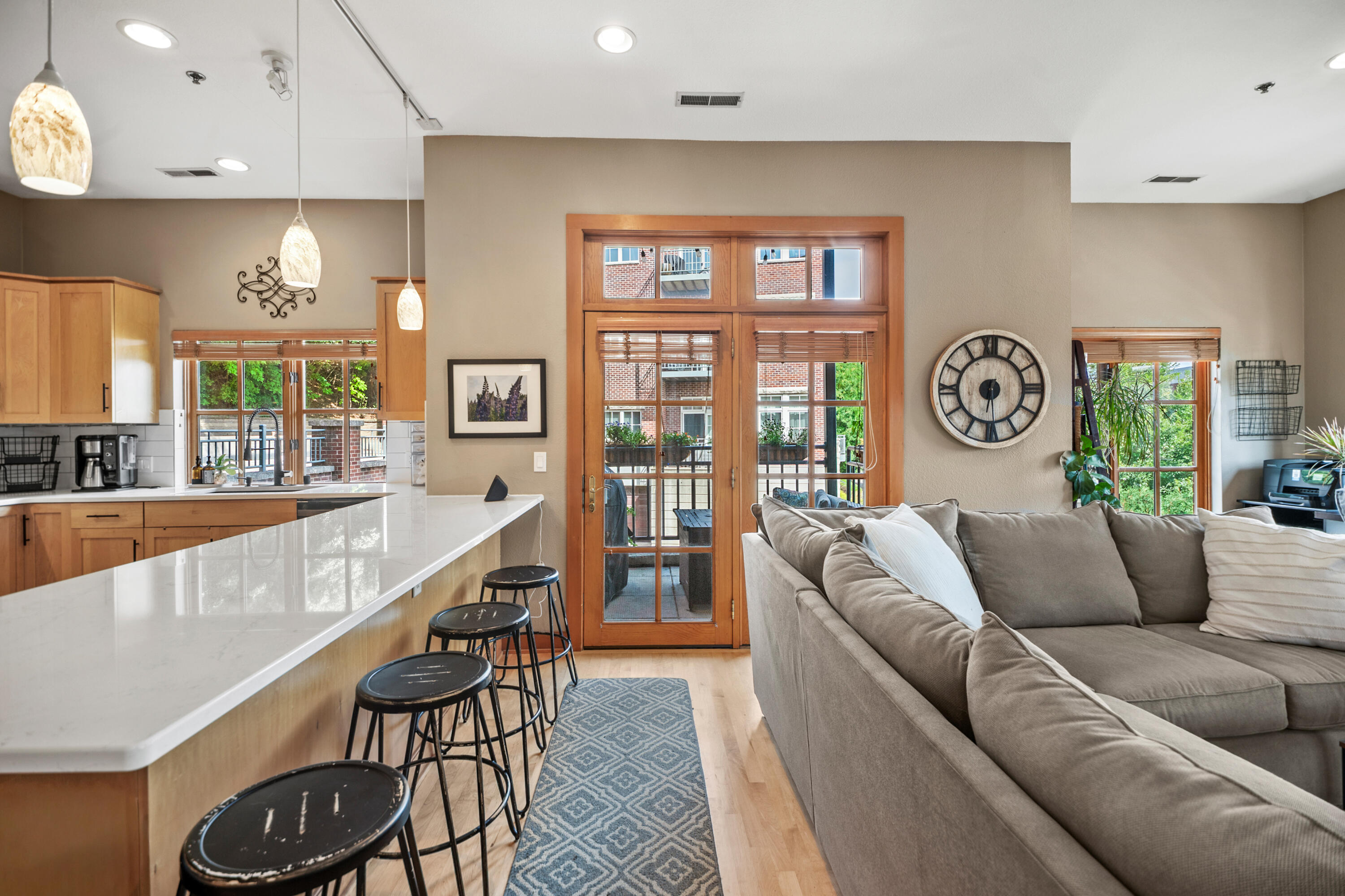 1809 North Commerce Street, Unit 103 Milwaukee, WI 53212 - Photo 14 of 66 DSC_4302