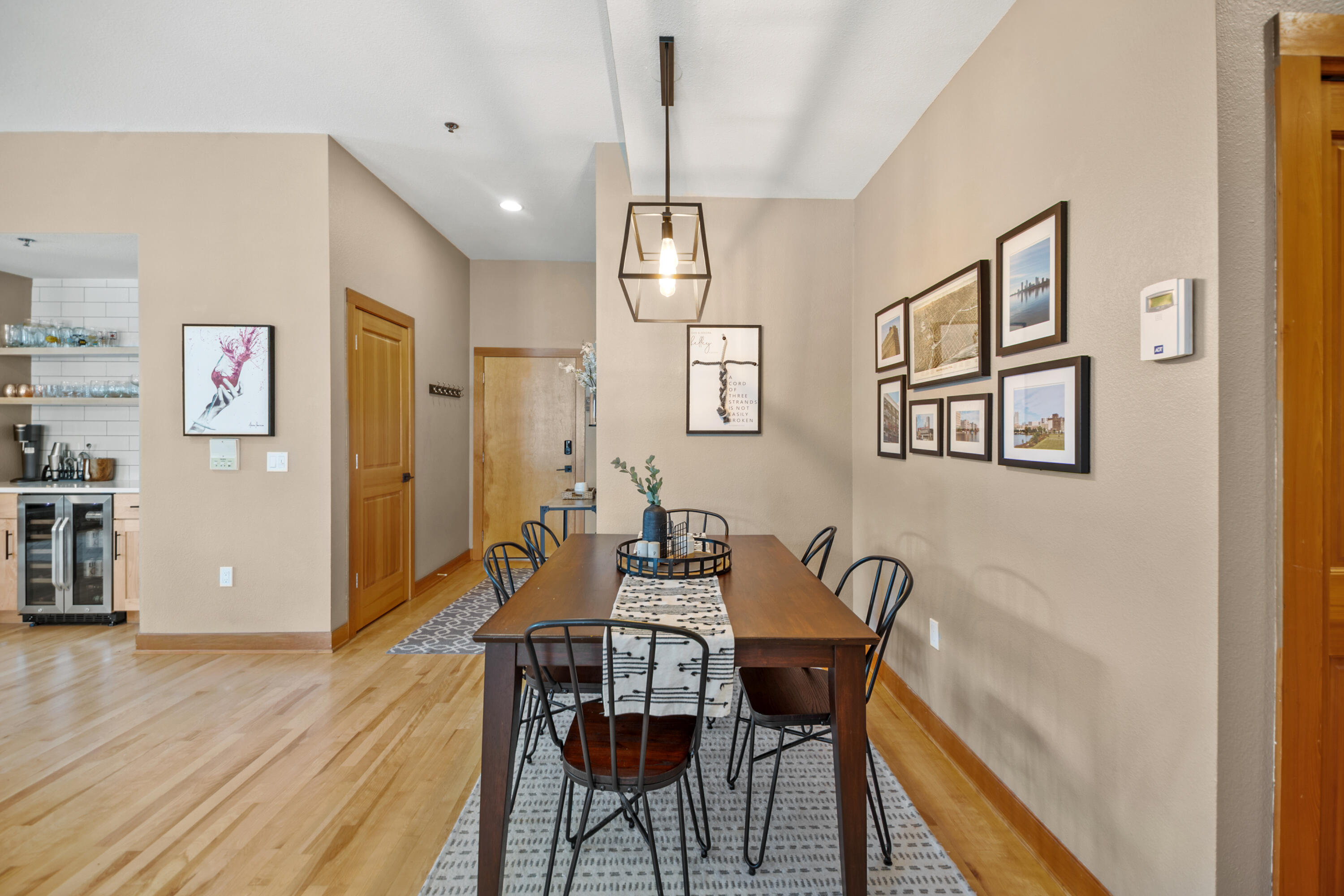 1809 North Commerce Street, Unit 103 Milwaukee, WI 53212 - Photo 27 of 66 DSC_4308