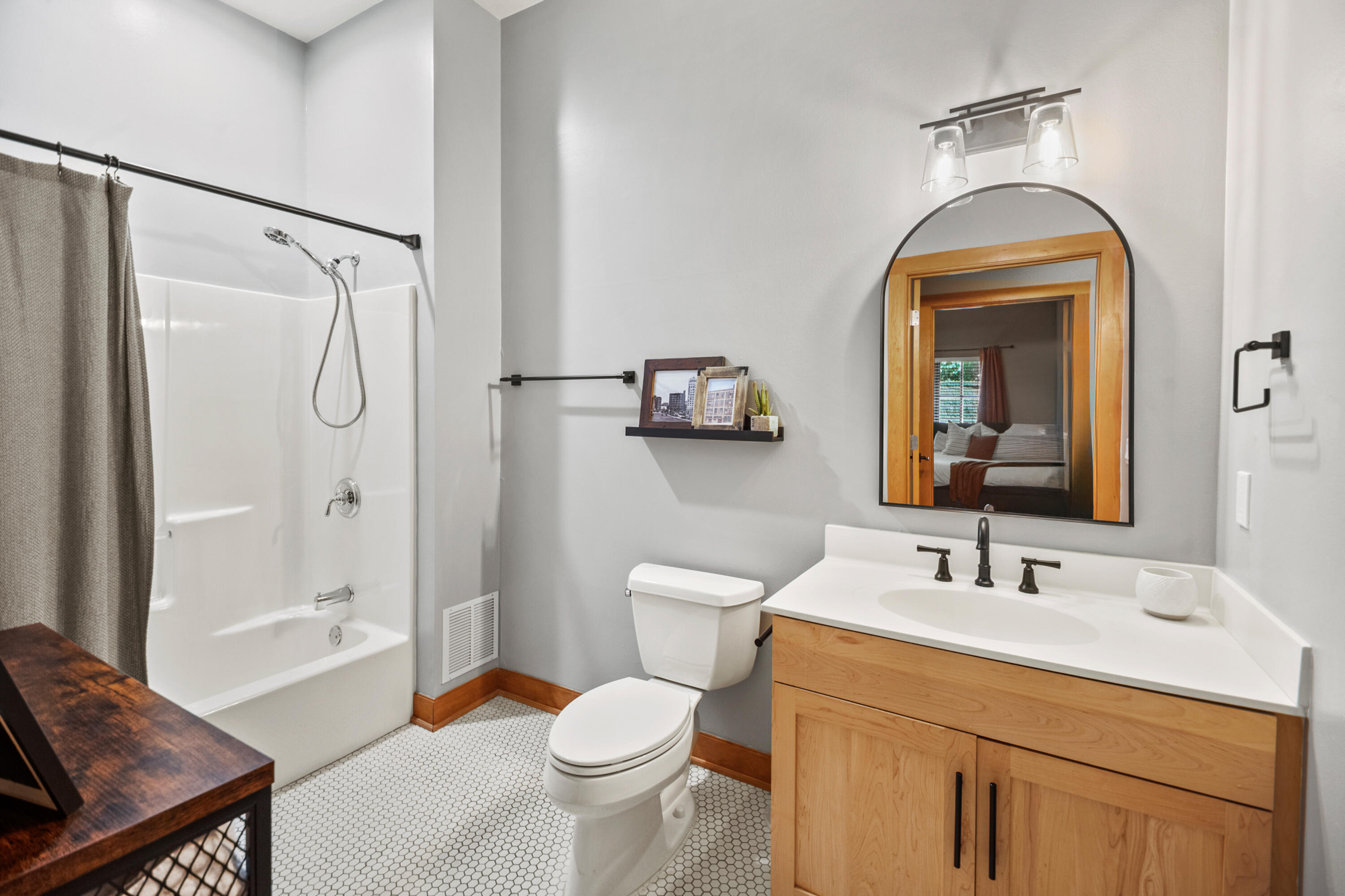 1809 North Commerce Street, Unit 103 Milwaukee, WI 53212 - Photo 43 of 66 DSC_4374