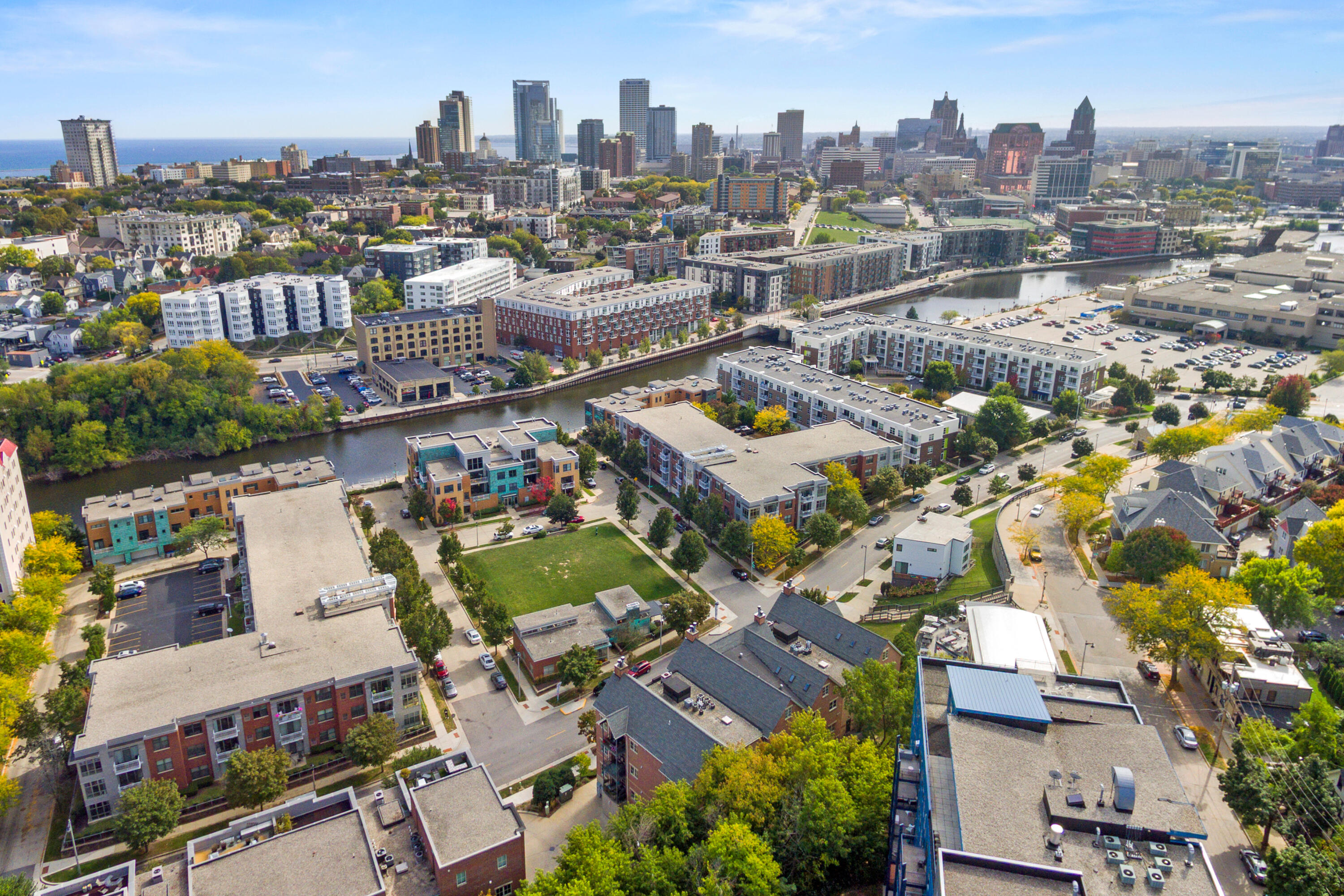 1809 North Commerce Street, Unit 103 Milwaukee, WI 53212 - Photo 57 of 66 DJI_0877