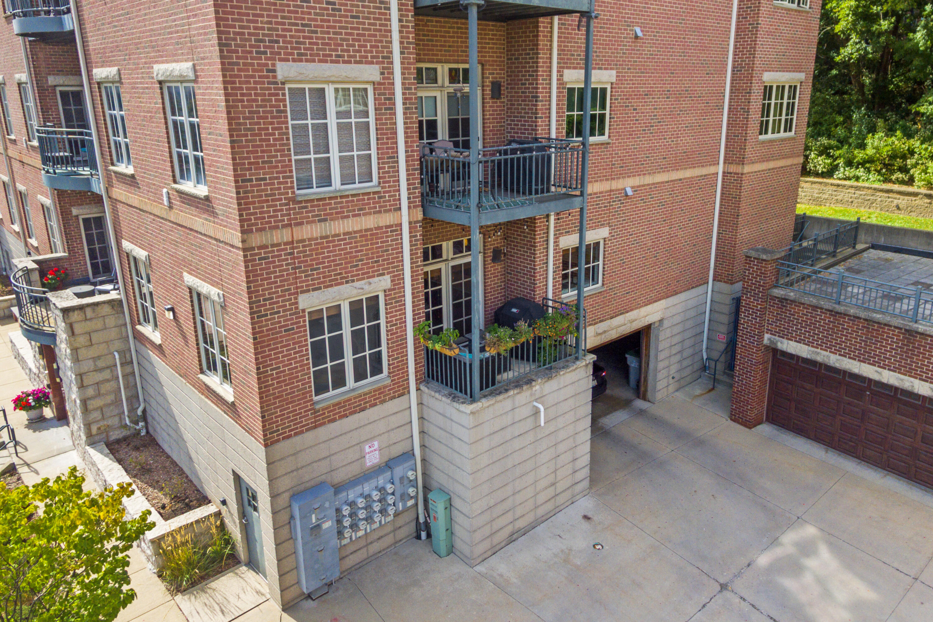 1809 North Commerce Street, Unit 103 Milwaukee, WI 53212 - Photo 61 of 66 DJI_0861