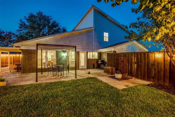 $629,000 | 2010 Heather Brook Drive, Grapevine, TX 76051