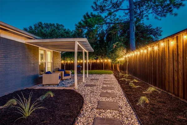 $629,000 | 2010 Heather Brook Drive, Grapevine, TX 76051