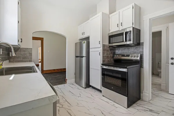 $189,900 | 214 East William Street, Monticello, IL 61856