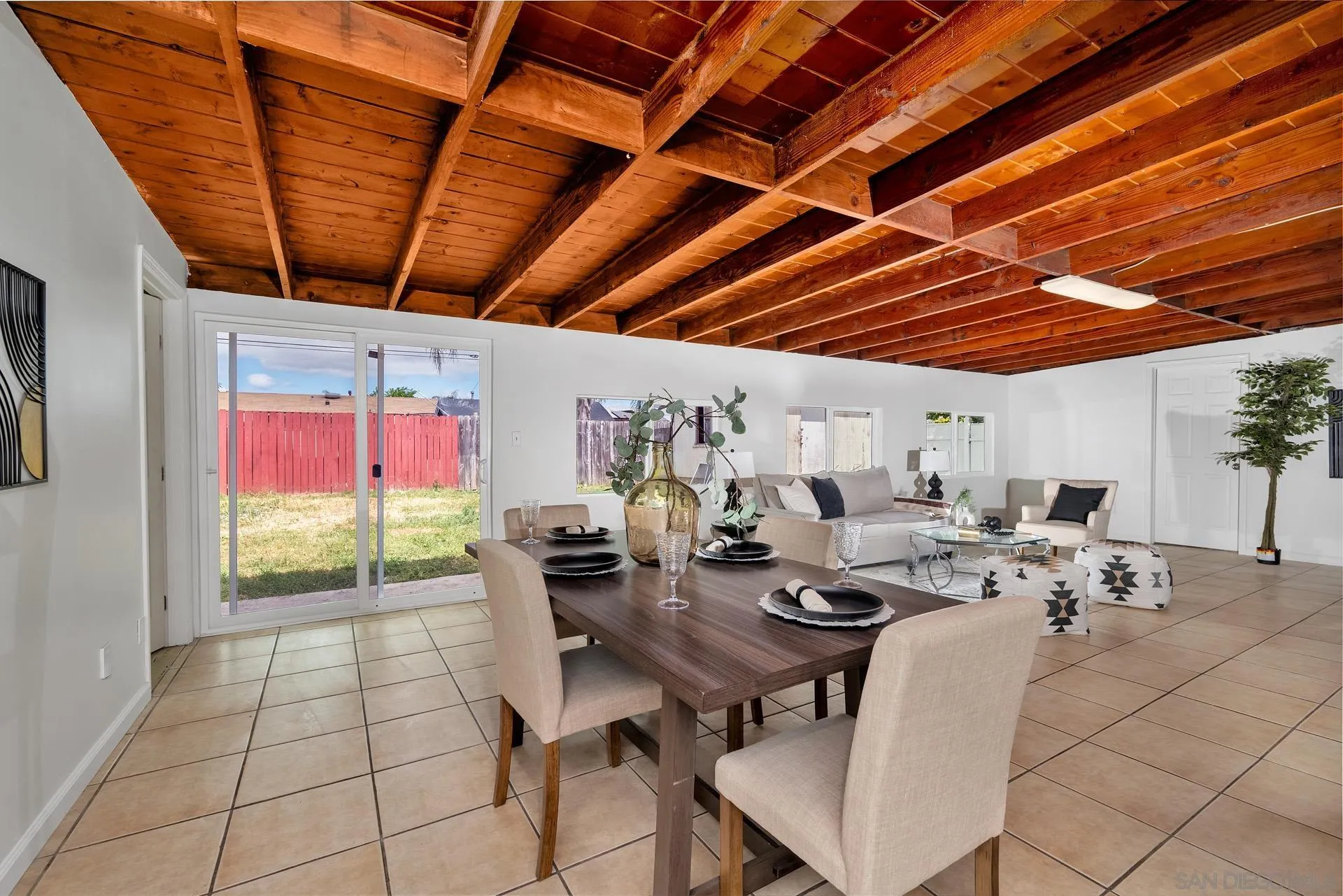 839 Rangeview Street Spring Valley, CA 91977 - Photo 15 of 28 Gallery Image 15
