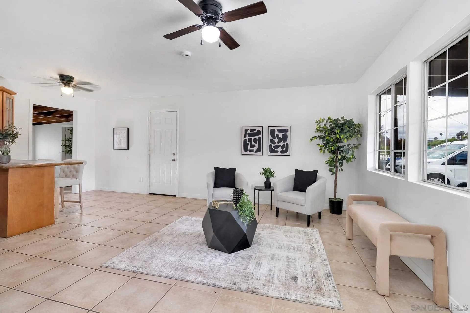 839 Rangeview Street Spring Valley, CA 91977 - Photo 8 of 28 Gallery Image 8