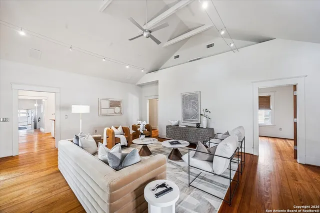 $2,150 | 10216 Fairbanks North Houston Road, Houston, TX 77064