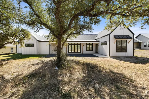 $830,000 | 43 War Bonnet, Wimberley, TX 78676