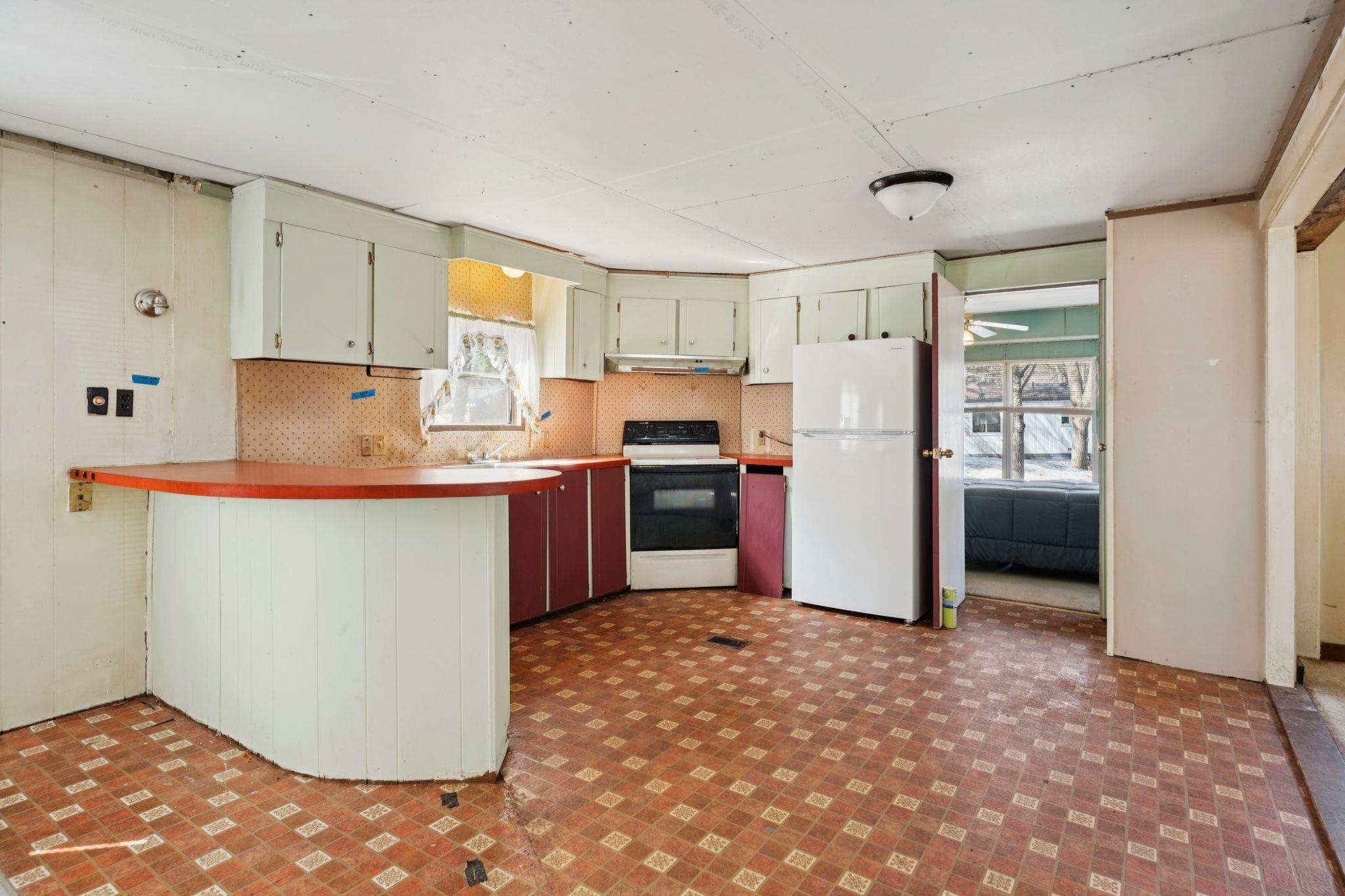 67 Periwinkle Drive Rochester, NH 03868 - Photo 6 of 32 Gallery Image 6