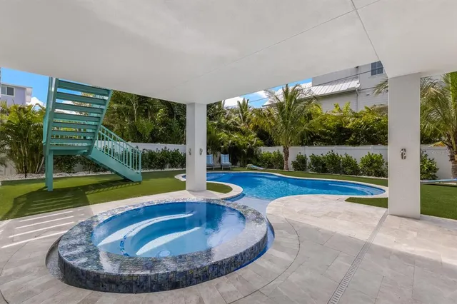 $5,495,000 | 118 Mangrove Avenue, Anna Maria, FL 34216