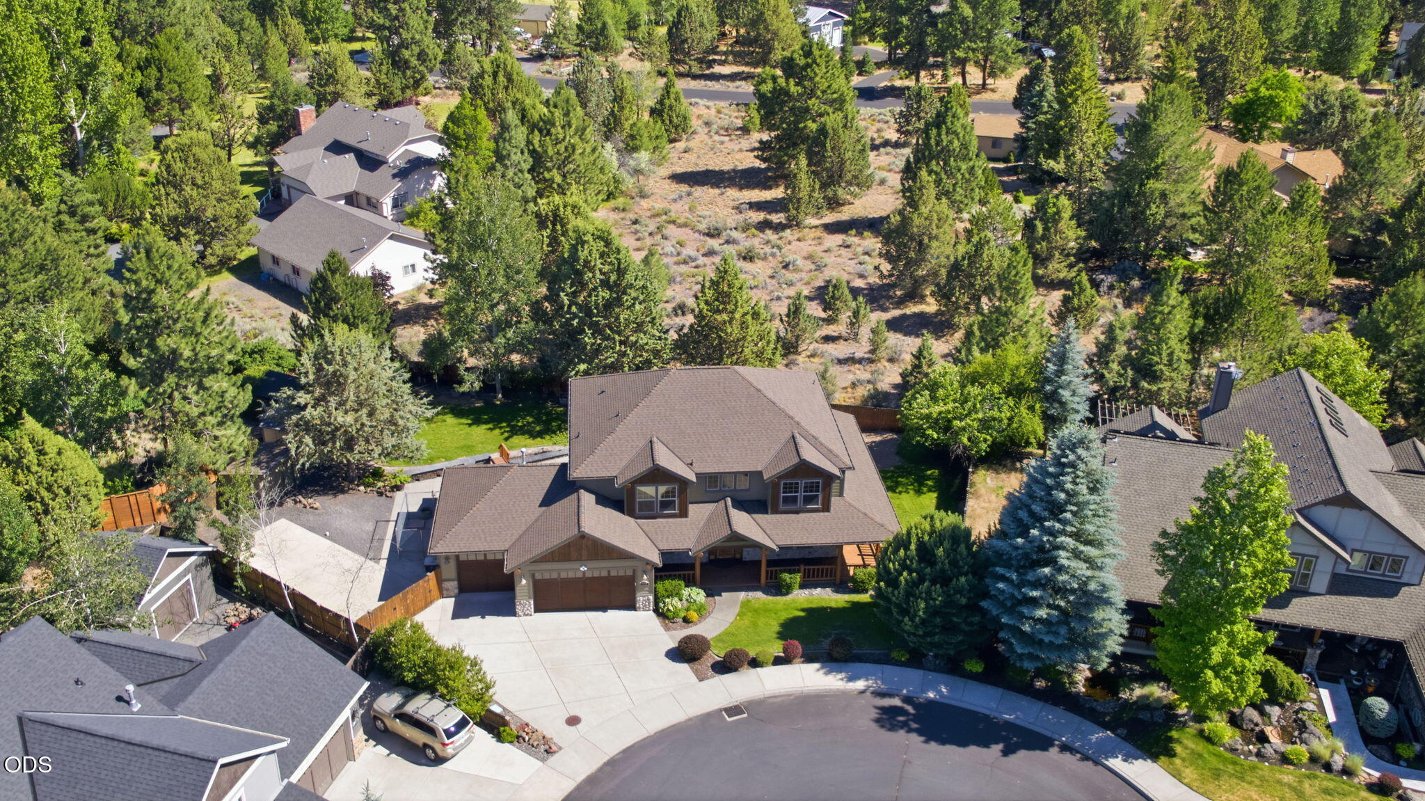 20483 Southeast Blue Ridge Lane Bend, OR 97702 - Photo 4 of 44