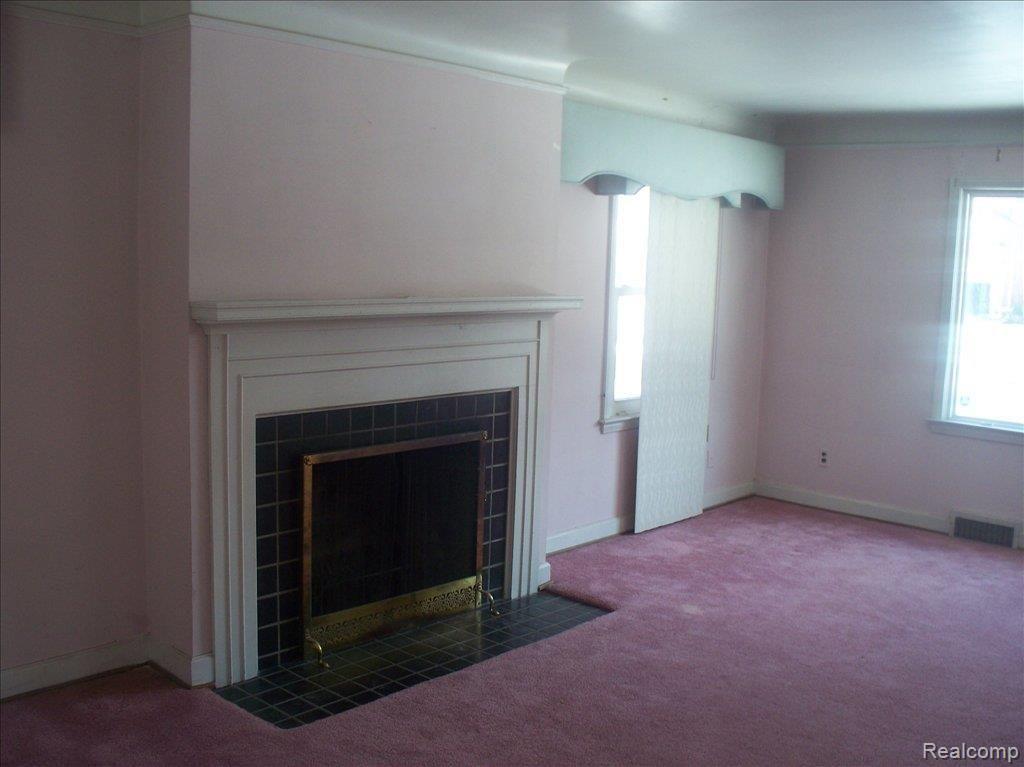 14849 Greenview Road Detroit, MI 48223 - Photo 4 of 7 greenwiewbpo 012