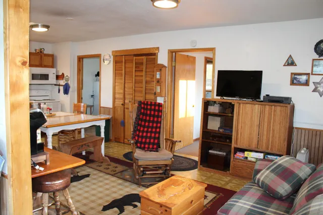 $750,000 | 1339 Tom Lake Road, Hovland, MN 55606