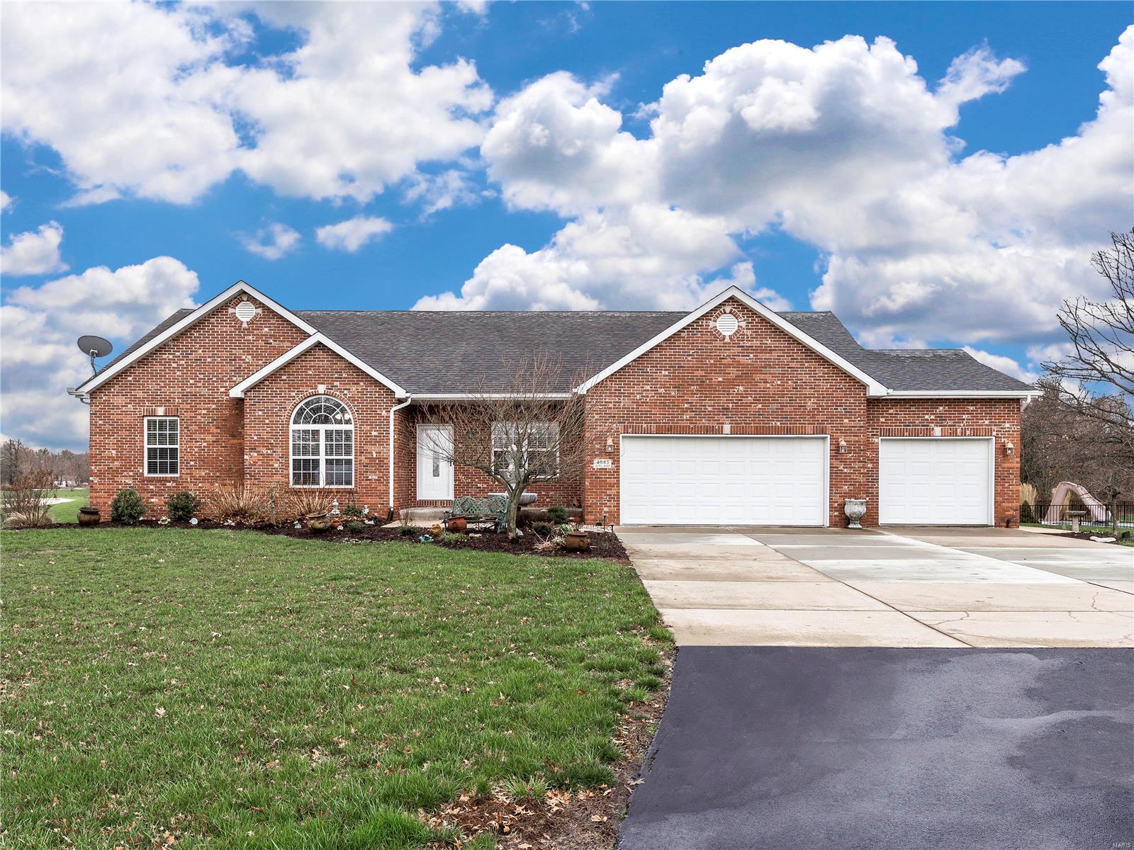 4843 South Hazel Road Edwardsville, IL 62025 - Photo 1 of 49