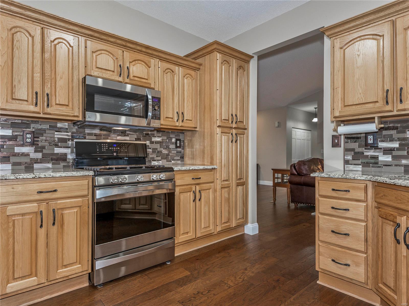 4843 South Hazel Road Edwardsville, IL 62025 - Photo 13 of 49