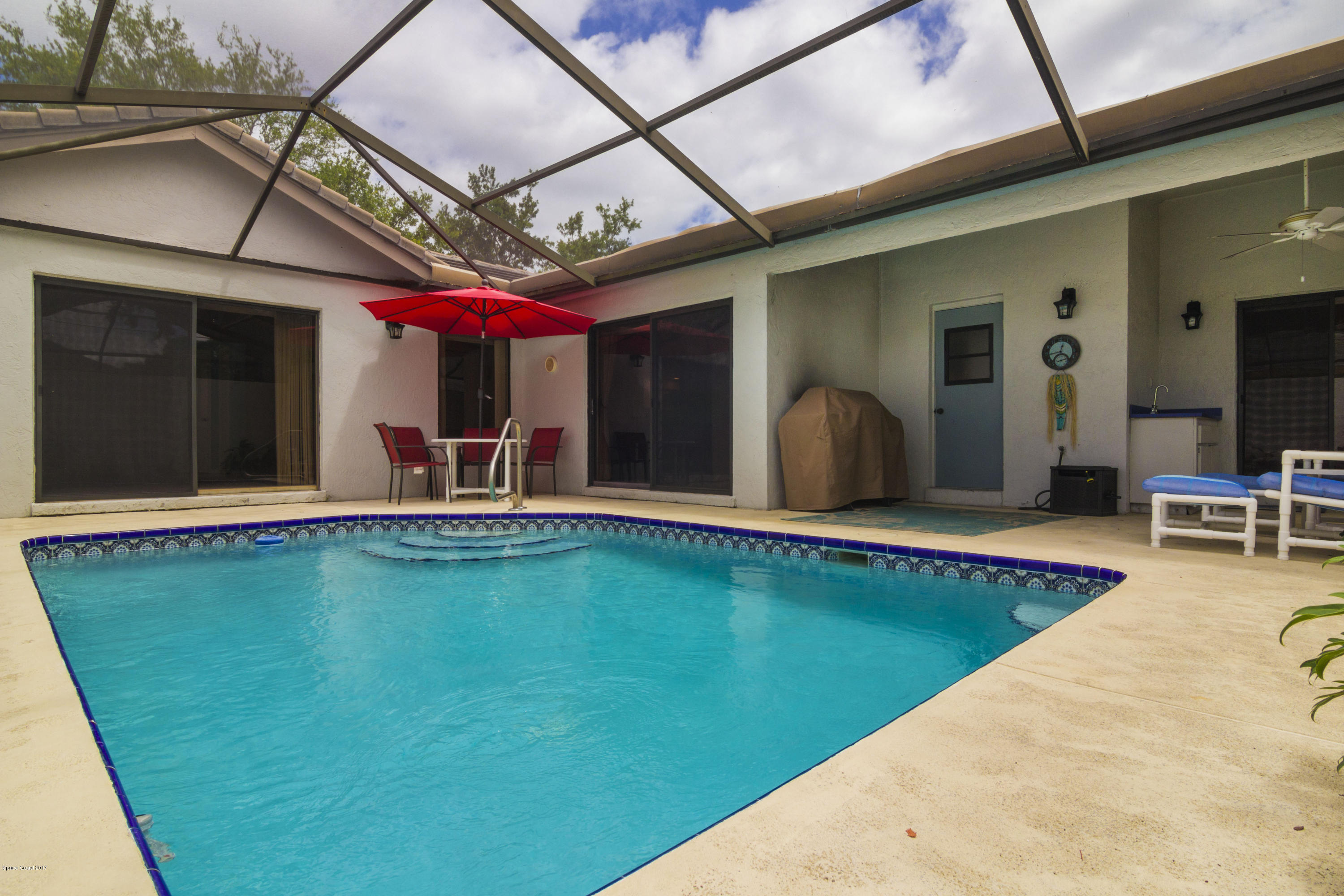 325 Pine Ridge Lane Melbourne, FL 32940 - Photo 4 of 30 IMG_2576