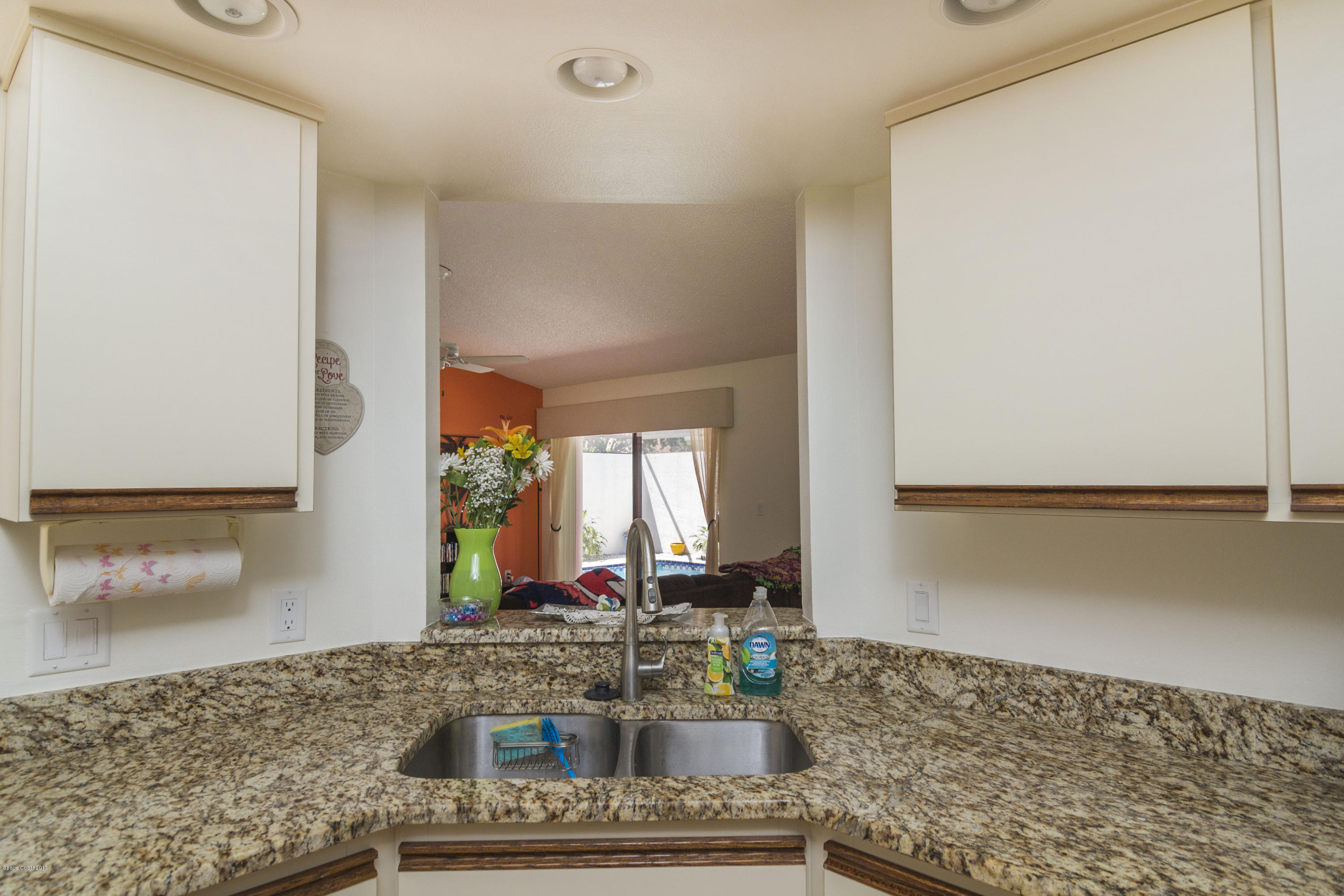 325 Pine Ridge Lane Melbourne, FL 32940 - Photo 6 of 30 IMG_2546
